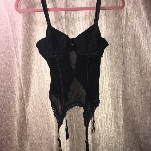 Victoria’s Secret Very Sexy Lace with Garter clips - Picture 2 of 7